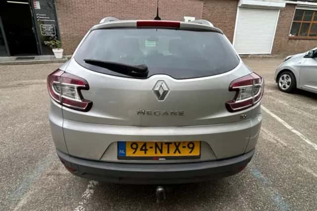 Renault Mégane (2010) thumbnail 6