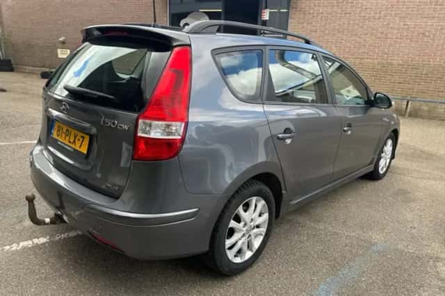 Hyundai i30 (2011) thumbnail 5
