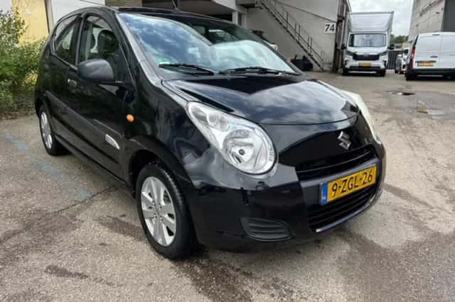 Suzuki Alto (2015) thumbnail 3