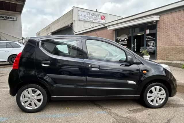 Suzuki Alto (2015) thumbnail 4