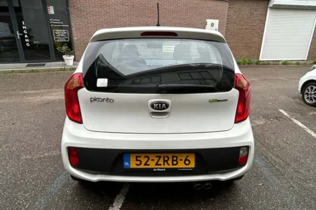 Kia Picanto (2013) thumbnail 6