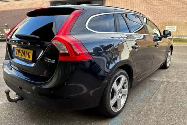 Volvo V60 (2012) thumbnail 5