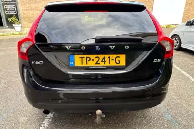 Volvo V60 (2012) thumbnail 6