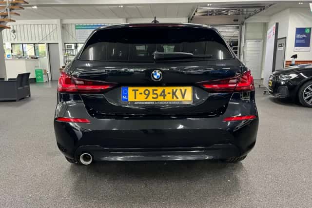 BMW 1-Serie (2023) thumbnail 3