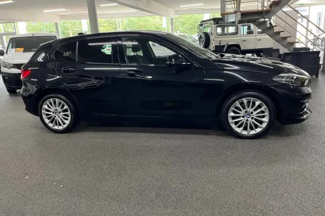 BMW 1-Serie (2023) thumbnail 5