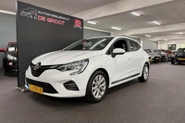 Renault Clio (2019) thumbnail 1