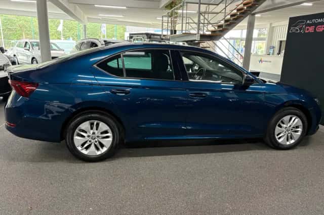 Škoda Octavia (2021) thumbnail 6