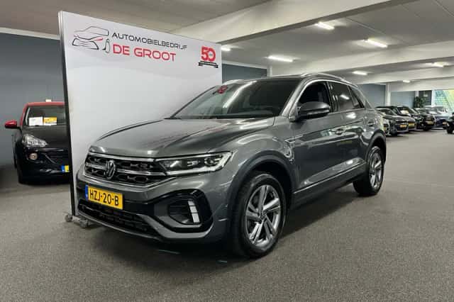 Volkswagen T-Roc (2025) thumbnail 1