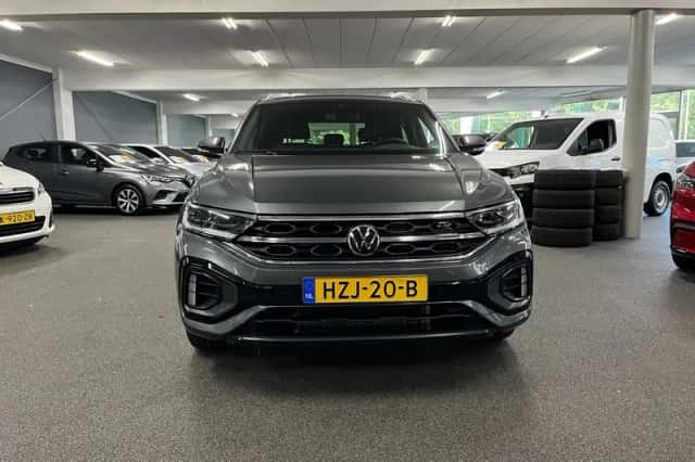 Volkswagen T-Roc (2025) thumbnail 2