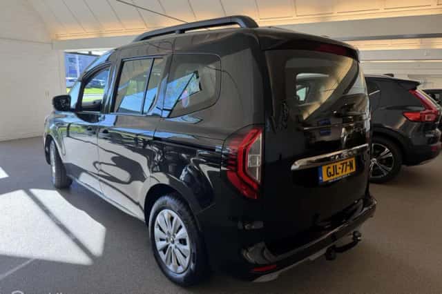 Renault Kangoo (2021) thumbnail 4