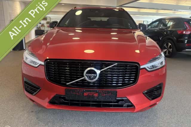 Volvo XC60 (2021) thumbnail 3