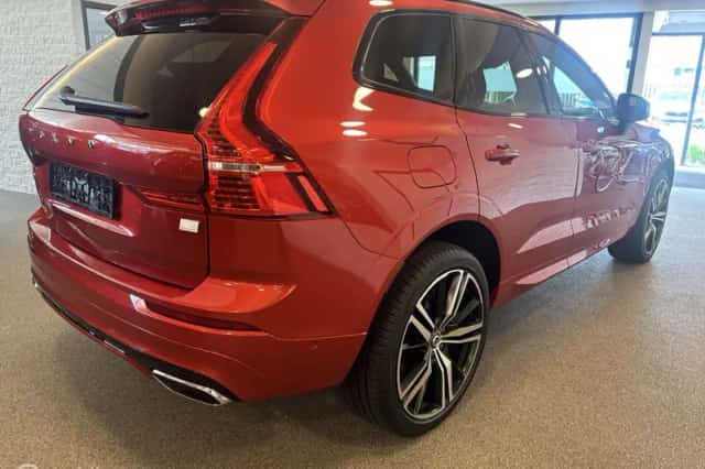 Volvo XC60 (2021) thumbnail 6