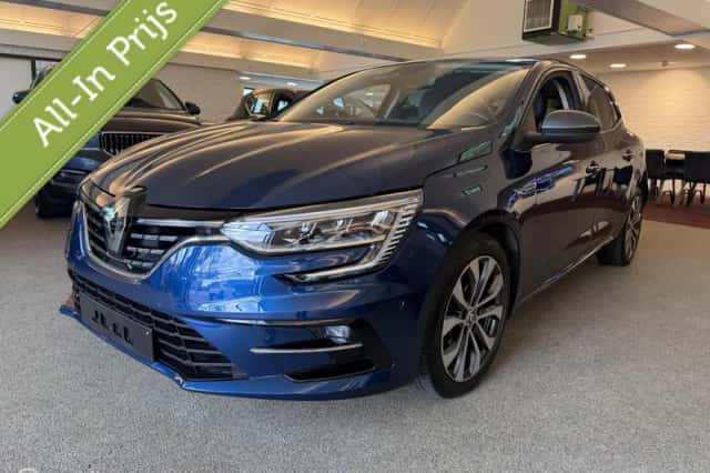 Renault Mégane (2022) thumbnail 1