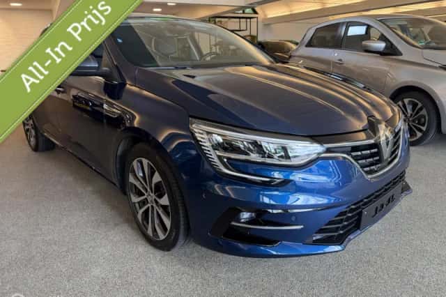 Renault Mégane (2022) thumbnail 2