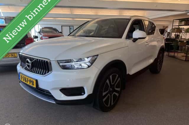 Volvo XC40 (2020) thumbnail 1