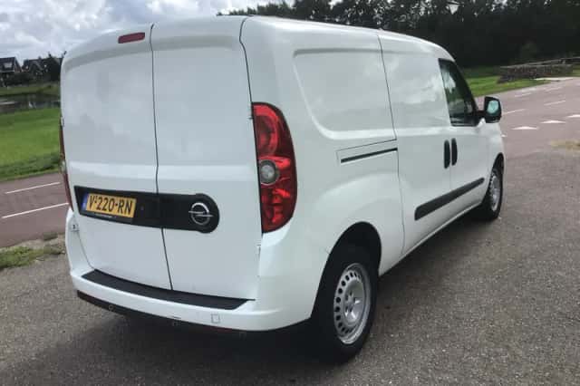 Opel Combo (2018) thumbnail 3