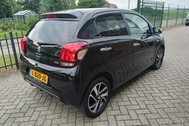 Peugeot 108 (2021) thumbnail 4