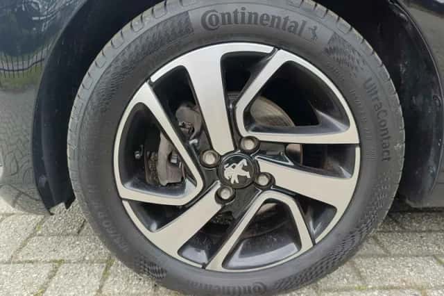 Peugeot 108 (2021) thumbnail 5