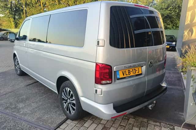 Volkswagen Transporter (2021) thumbnail 3