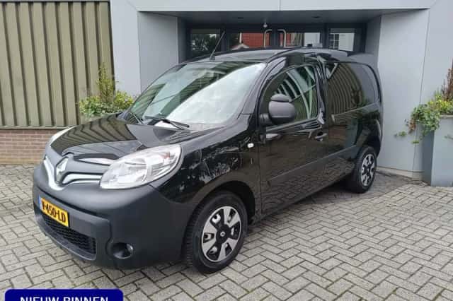 Renault Kangoo (2018) thumbnail 1