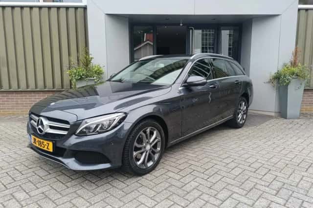 Mercedes-Benz C-Klasse (2016) thumbnail 1