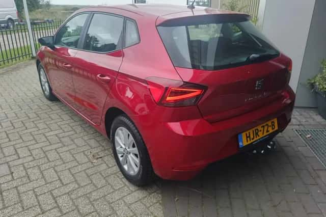 SEAT Ibiza (2018) thumbnail 3