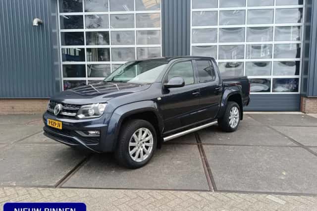 Volkswagen Amarok (2017) thumbnail 1