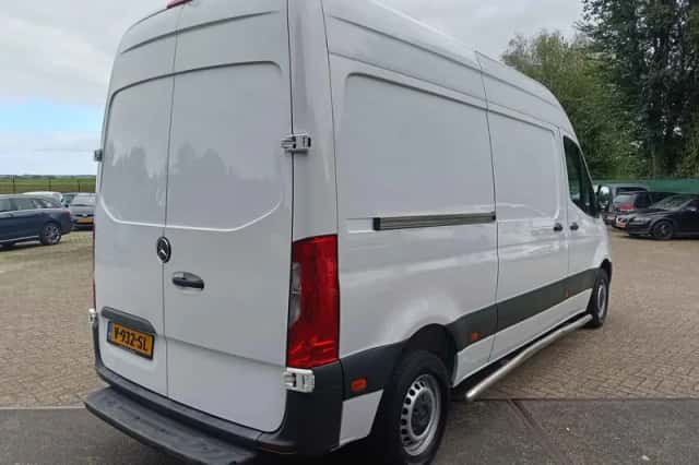 Mercedes-Benz Sprinter (2018) thumbnail 4