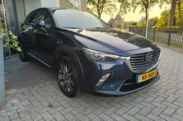 Mazda CX-3 (2017) thumbnail 2
