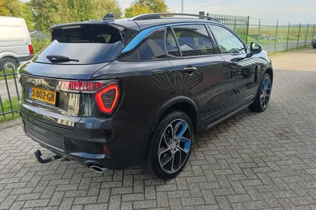 Lynk & Co 01 (2021) thumbnail 3