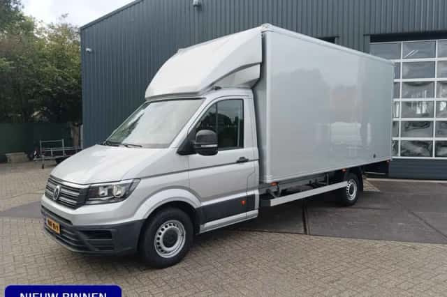 Volkswagen Crafter (2019) thumbnail 1
