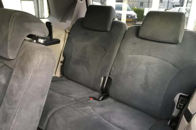 Mitsubishi Grandis (2009) thumbnail 6