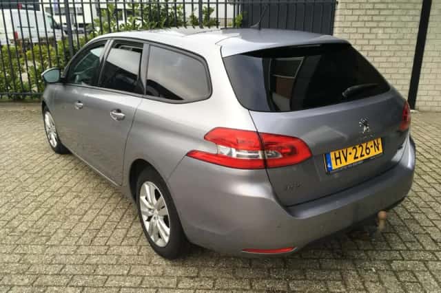 Peugeot 308 (2015) thumbnail 4
