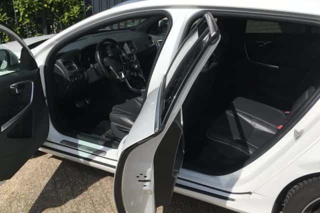 Volvo V60 (2015) thumbnail 6