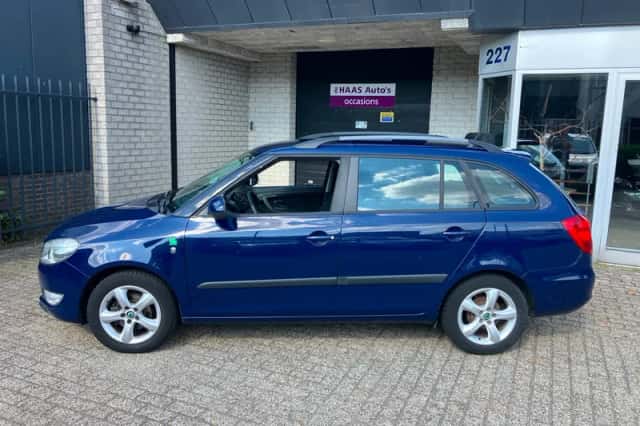 Škoda Fabia (2011) thumbnail 2