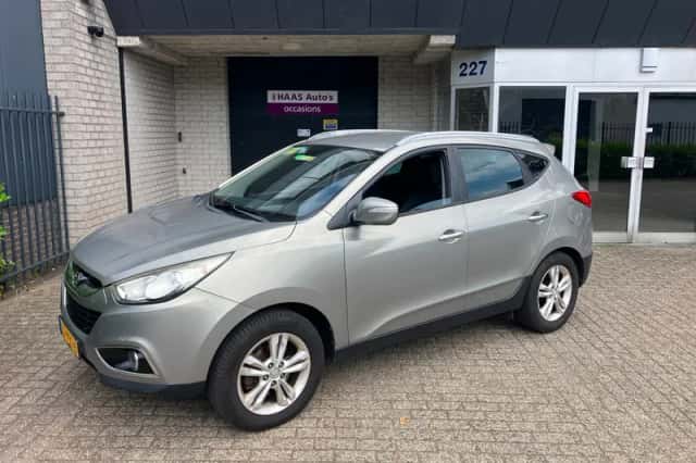 Hyundai ix35 (2010) thumbnail 1