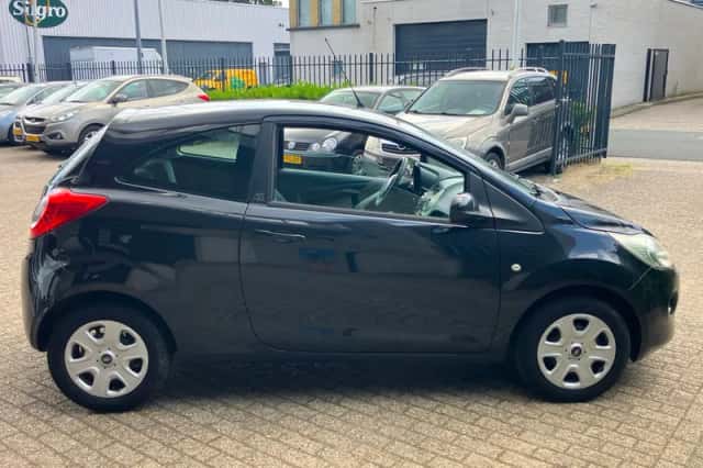 Ford Ka (2012) thumbnail 2