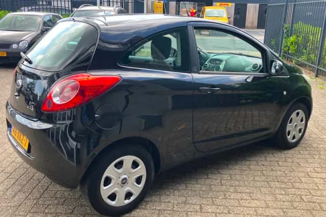 Ford Ka (2012) thumbnail 4
