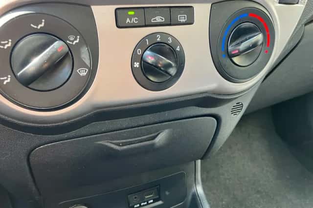 Hyundai i20 (2009) thumbnail 6