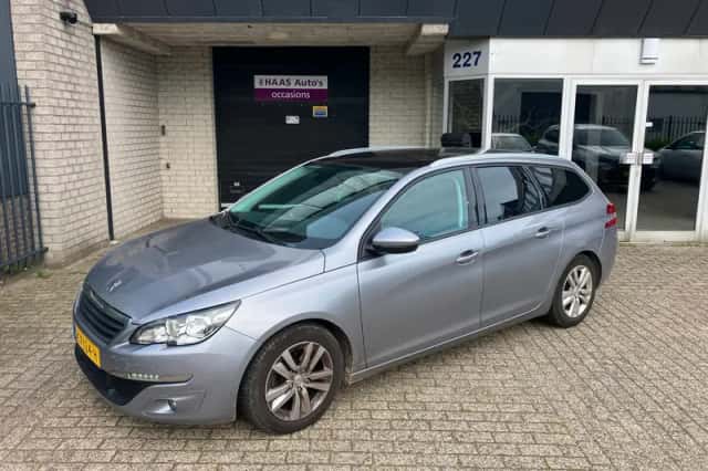 Peugeot 308 (2016) thumbnail 1