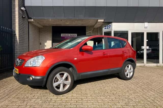 Nissan Qashqai (2009) thumbnail 1
