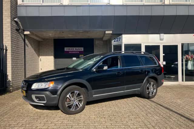 Volvo XC70 (2011) thumbnail 1