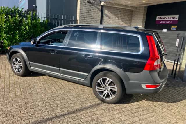 Volvo XC70 (2011) thumbnail 4