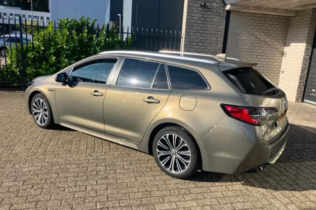 Toyota Corolla (2020) thumbnail 2