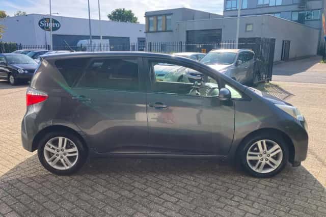 Toyota Verso (2013) thumbnail 5