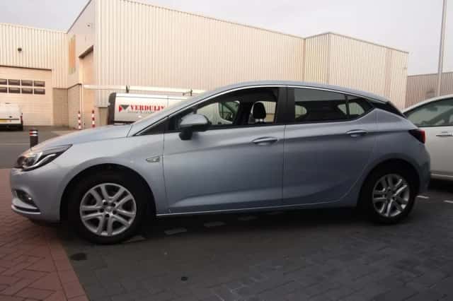 Opel Astra (2017) thumbnail 6