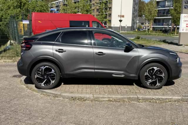 Citroën C4 (2023) thumbnail 2