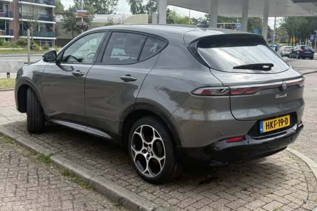 Alfa Romeo Tonale (2025) thumbnail 2
