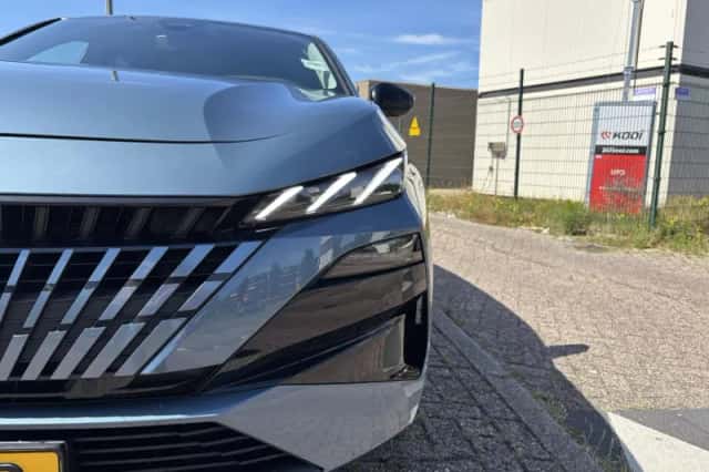 Peugeot 308 (2025) thumbnail 4