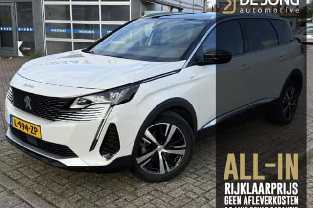 Peugeot 5008 (2021) thumbnail 1